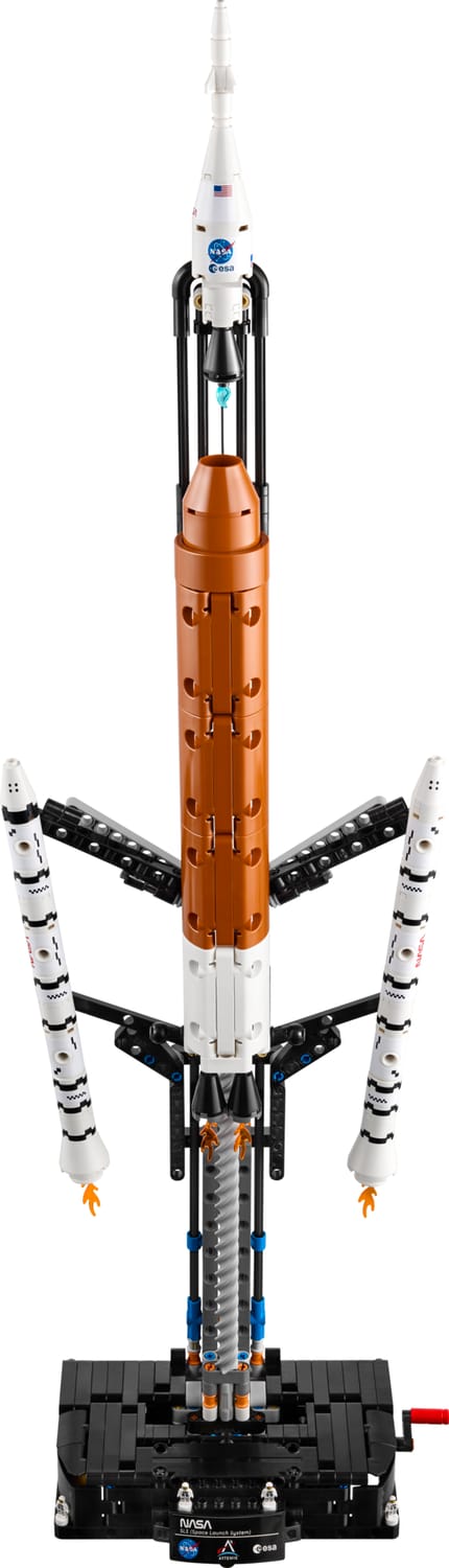 LEGO NASA Artemis Space Launch System Rocket 42221