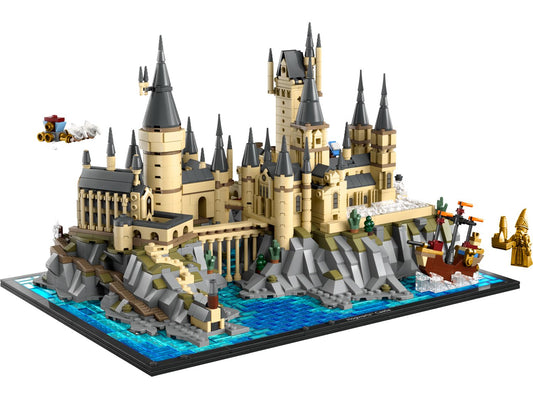 LEGO Hogwarts™ Castle and Grounds 76419