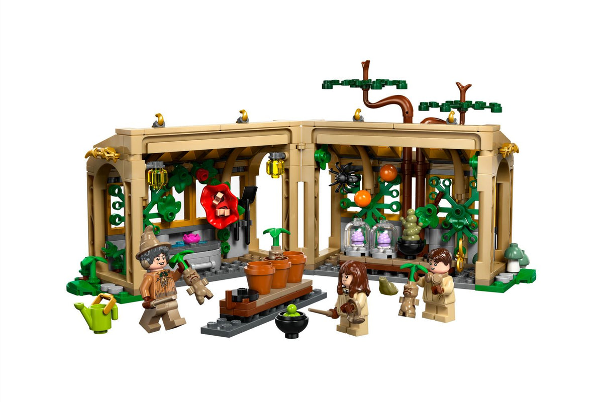 LEGO Hogwarts™ Castle: Herbology Class 76445
